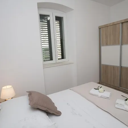 Апартаменти Old Town *